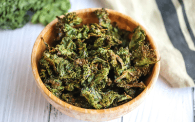 Spicy Cheesy Kale Crisps