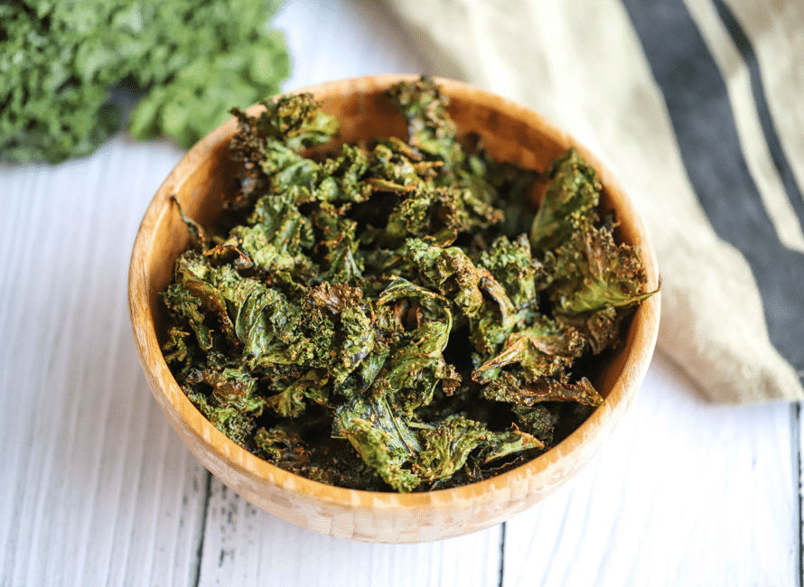 bowl of kale crisps flavoured with cheese and paprika